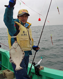 grp0601203255.jpg 240×300 19K
